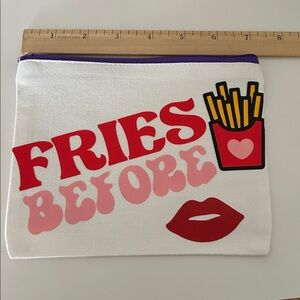 Canvas pouch DTF design ‘Fries Before ‘